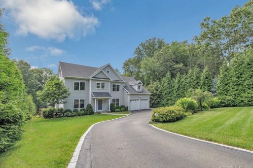 153 Rocks Rd, Norwalk, CT 06851-1715