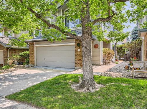 2212 Nome Ct, Aurora, CO 80014-4916