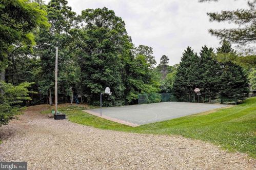 285 Michener Ct, Severna Park MD 21146-2051 exterior