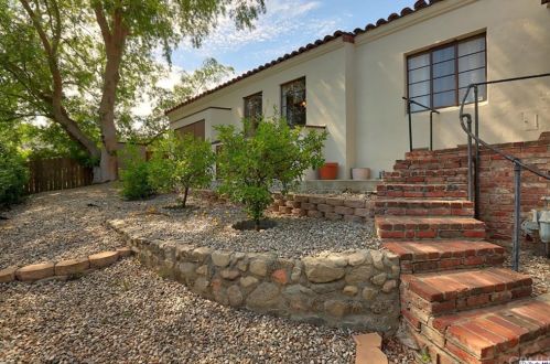 3113 Sparr Blvd, Glendale CA  91208-1829 exterior