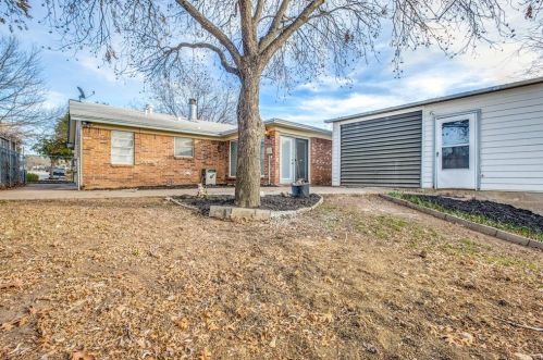 5529 Denise Dr, Fort Worth TX  76148-3708 exterior