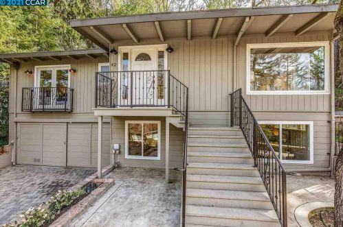 42 Camino Lenada, Orinda, CA 94563-1843