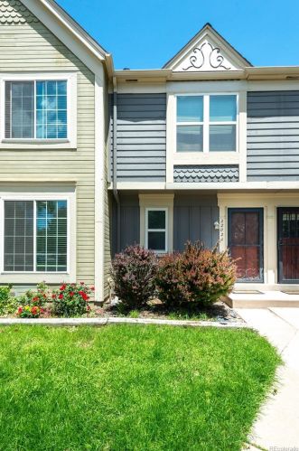 2202 Jasper Way, Denver CO  80013-1146 exterior