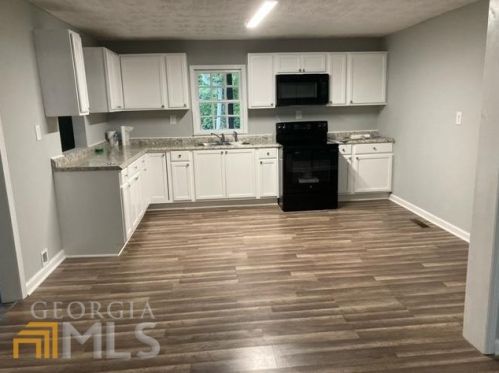 1333 Grant Ave, Manchester, GA 31816-5209