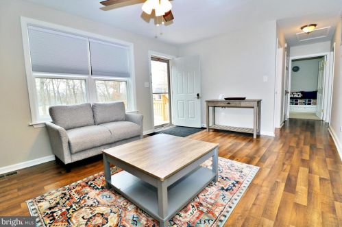 259 Revenoor Rd, Harpers Ferry WV 25425 exterior