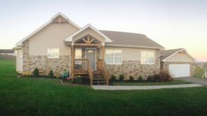 1346 Hodges Bend Rd, Pigeon Forge, TN 37876-0218