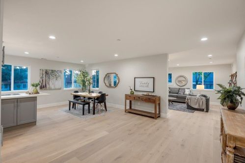 1709 Golden Hills Dr, Milpitas CA 95035-5002 exterior