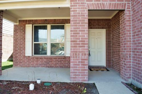 617 Saddleway Dr, Fort Worth, TX 76179-7387