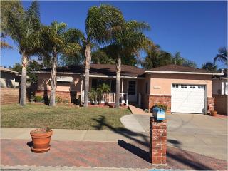 1434 Marshall St, Oceanside, CA 92054-5444