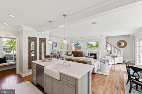 1 Rdg Rd, Severna Park MD 21146-4538 exterior