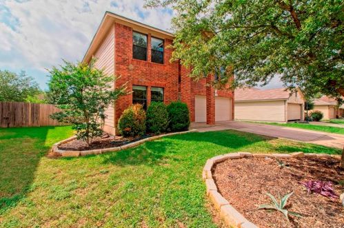 231 Woodlake Dr, Georgetown, TX 78633-5020