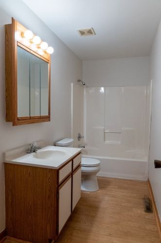 703 Missouri Dr, Nelson IL  61021-8903 exterior