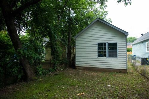 944 Hubbard St, Atlanta GA  30310-3136 exterior