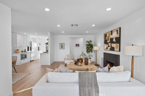 22721 Ladeene Ave, Torrance CA  90505-3440 exterior