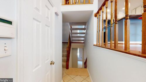 3336 Stone Heather Ct, Herndon, VA 20171-4020