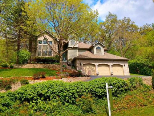 605 Harper Dr, Barrington Hills, IL 60102
