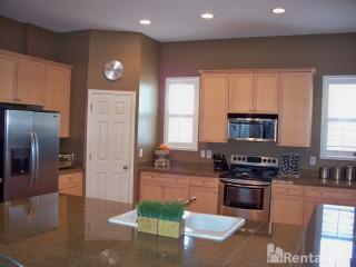 1328 Duquesne Ct, Aurora CO  80018-6128 exterior