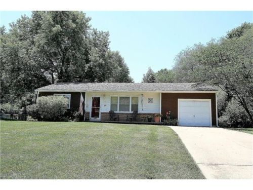 226 Walnut St, Gardner, KS 66030-1138