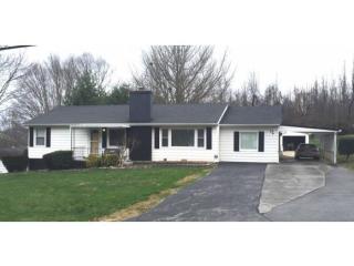 518 Sabine St, Elizabethton, TN 37643-5009