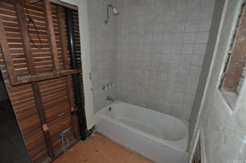 5068 Jurupa Ave, Riverside CA  92504-1712 exterior