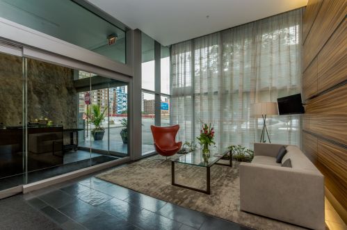 659 Randolph St, Chicago IL  60661-2115 exterior