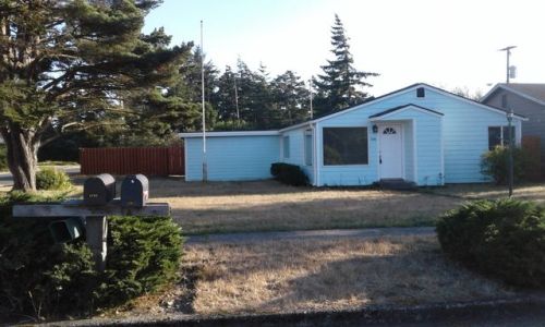 1882 17th St, Florence, OR 97439-9747