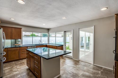 4131 Echo Glen Dr, Dallas TX  75244-7324 exterior