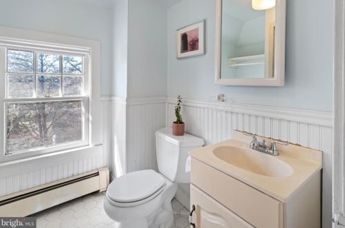 33 Wilton St, Princeton NJ  08540-5340 exterior