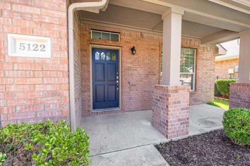 5122 Willow Bend Ln, Garland TX  75048-4581 exterior