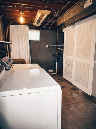 2933 98th St, Hammond IN  46322-3349 exterior