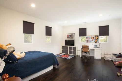 82 Gingerwood, Irvine CA  92603-0114 exterior