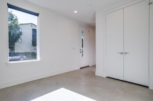 2128 Ashby St, Dallas, TX 75206-4410