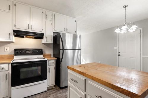 912 Oregano Ct, Conyers GA  30094-2738 exterior