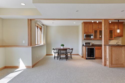 1380 Grace Dr, Saint Paul MN  55123-1971 exterior