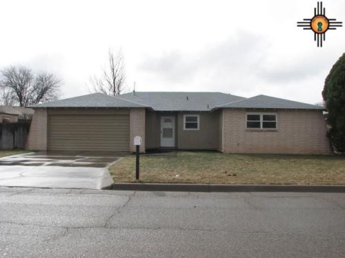 1901 Arcineiga Dr, Clovis, NM 88101-3901