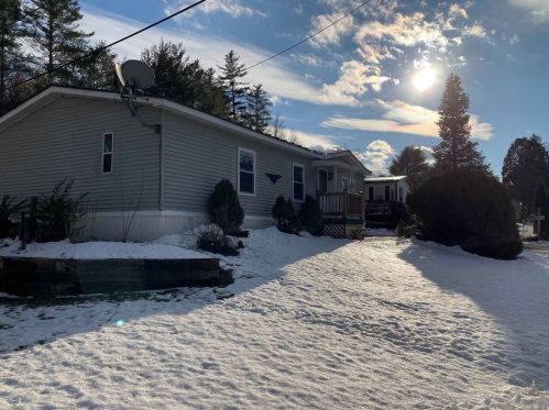 40 Ponderosa Park, Unity NH  03603-4548 exterior