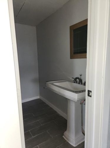 3328 Lynnfield Dr, Fort Worth TX  76103-3029 exterior