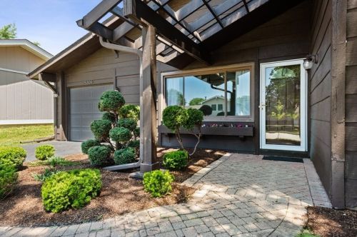 5309 Fonda Ln, Hanover Park, IL 60133-5111