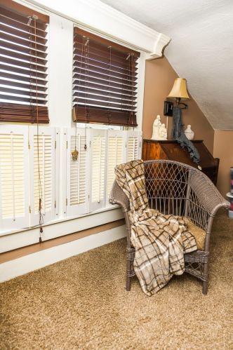 8342 Main St, Nelson IL  61021-9406 exterior