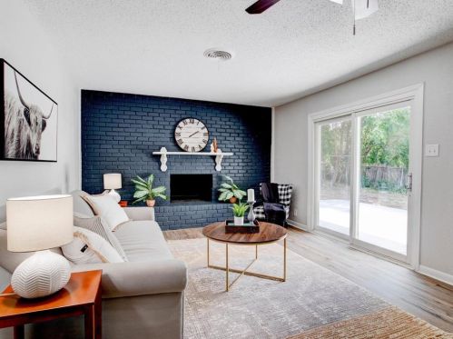 5605 Wimbleton Way, Fort Worth TX 76133-2814 exterior