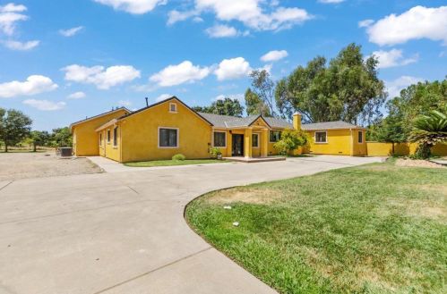 8820 Bader Rd, Elk Grove, CA 95624-9349