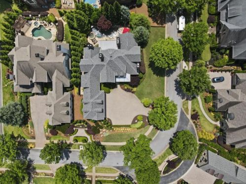 5461 Heyward Square Pl, Marietta, GA 30068-1870
