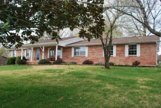 210 Kathryn Dr, Seymour, TN 37865-6112
