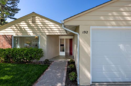 192 Walter Hays Dr, Palo Alto, CA 94303-2923