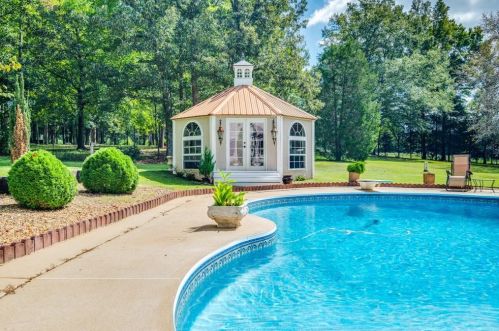59 Wildwood Dr, Temple, GA 30179-4502