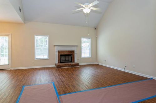 811 Chelsea Wood Ct, Stockbridge, GA 30281-7902