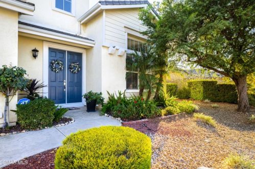 3224 Pine View Dr, Simi Valley, CA 93065-6011