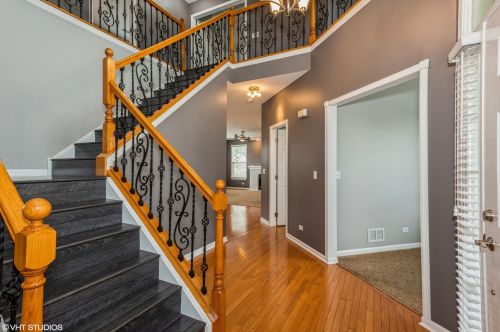 1961 Blackberry Dr, Geneva, IL 60134-4700
