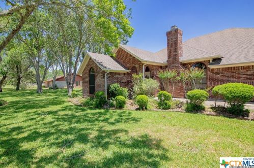 407 Cottonwood St, Victoria, TX 77904-9641