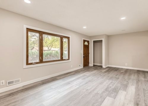 321 109th Ave, Minneapolis MN  55434-1657 exterior